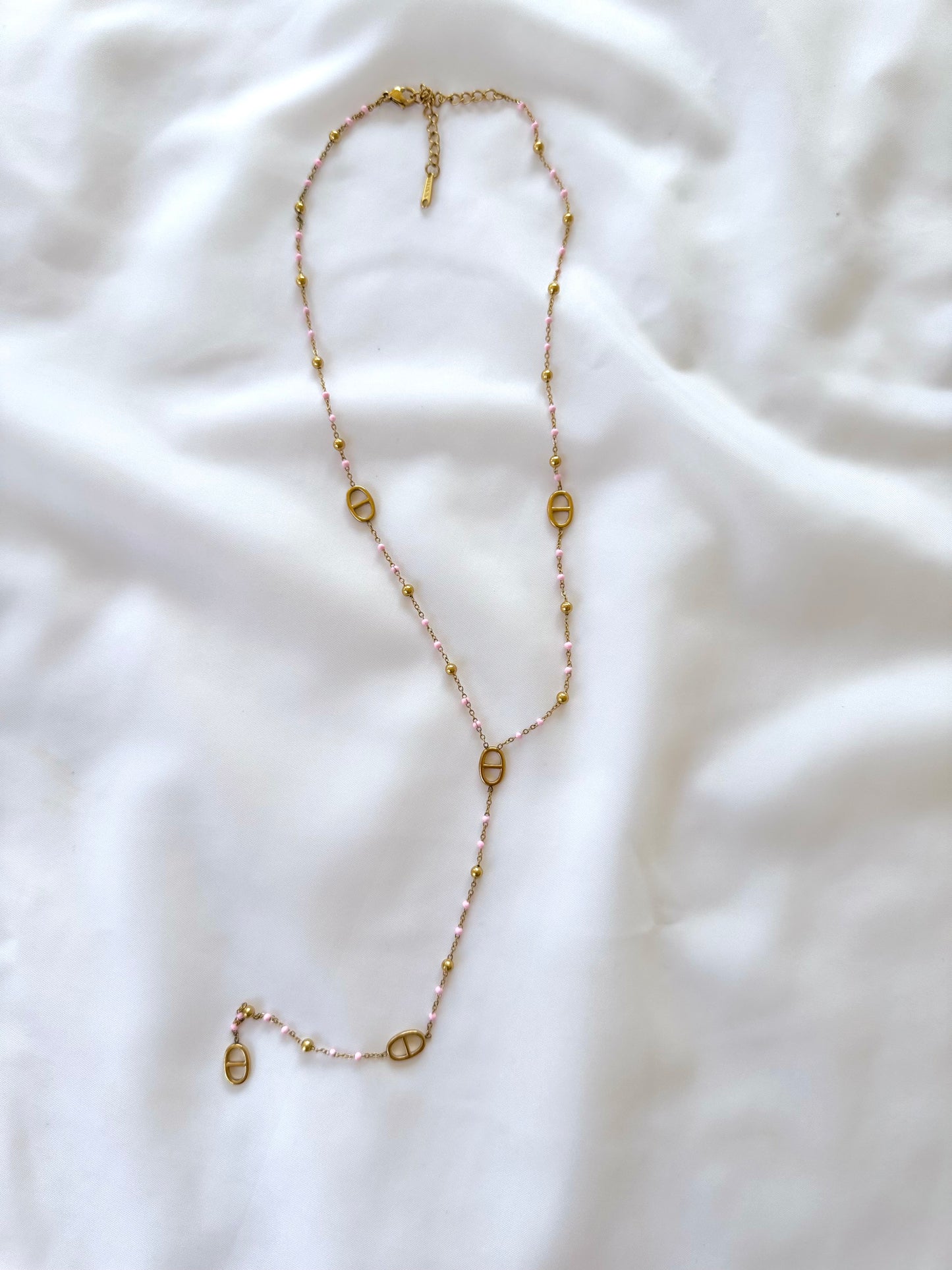 Collier Emmy